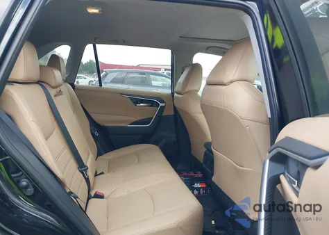 2019 Toyota Rav4 Xle Premium z USA, uszkodzony, nr VIN 2T3A1RFV0KW067639